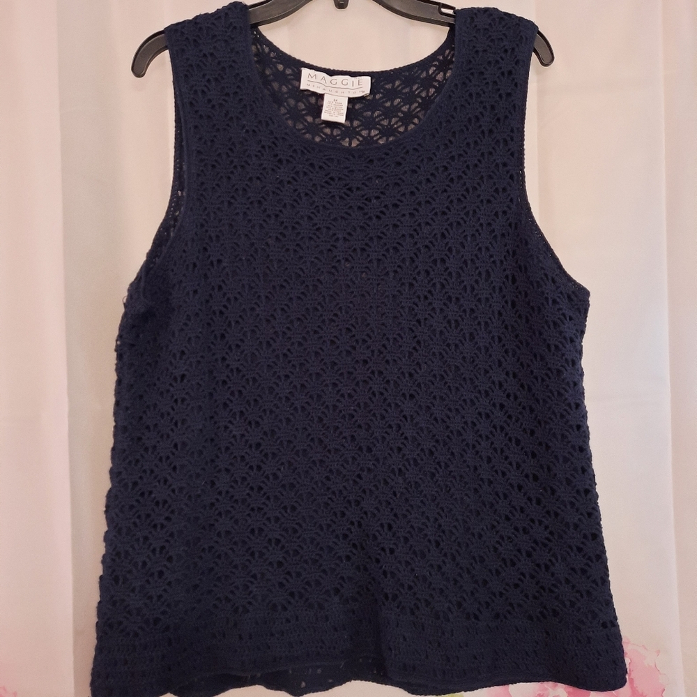 Women's crocheted 3x top